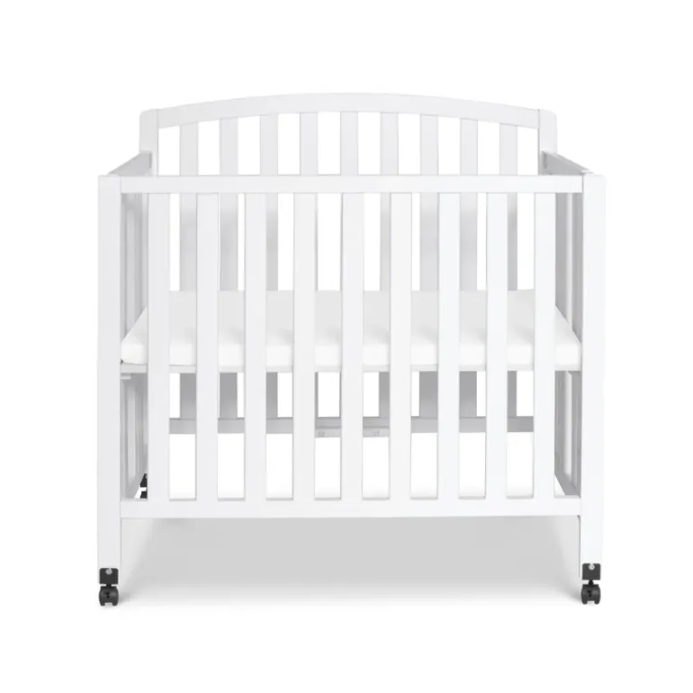Dylan Folding Portable 3-in-1 Mini Crib